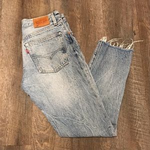 Levi’s 501 Light Wash Jeans Size 25
